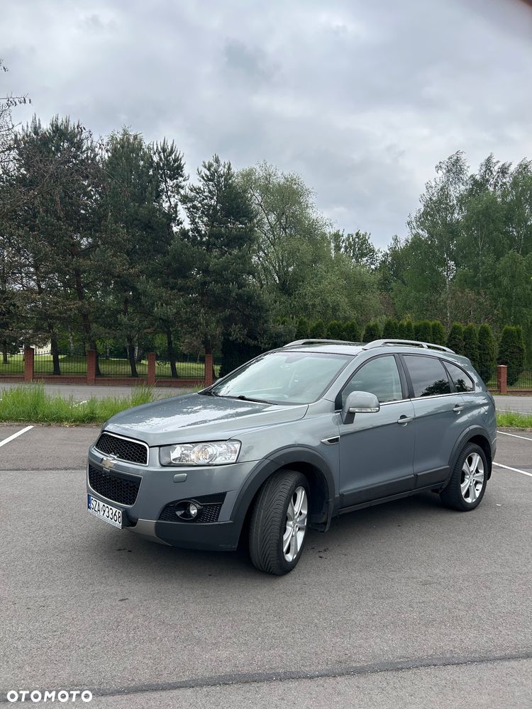 Chevrolet Captiva 2.2 D LTZ - 3