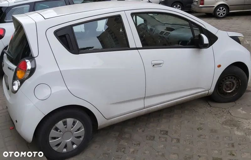 Chevrolet Spark 1.0 LS - 1