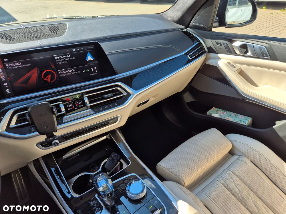 BMW X7 M50d sport - 14