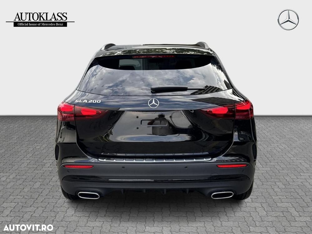 Mercedes-Benz GLA - 5