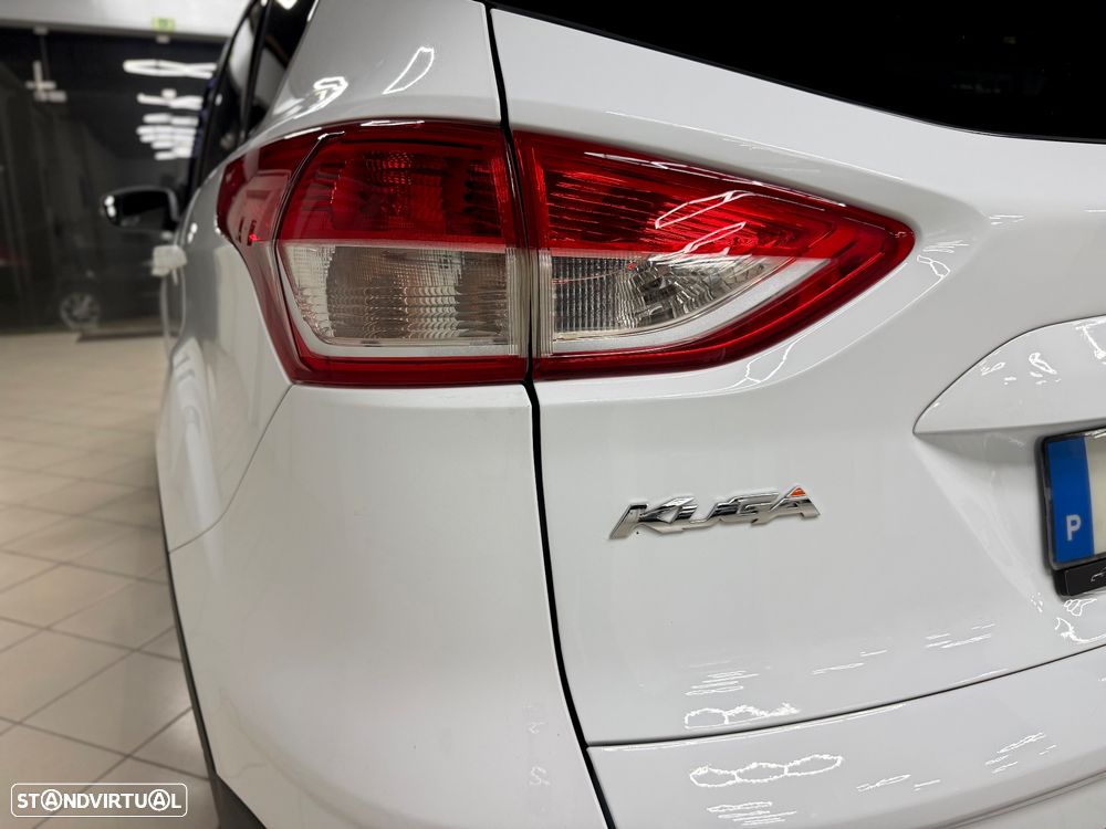 Ford Kuga 2.0 TDCi Titanium - 9