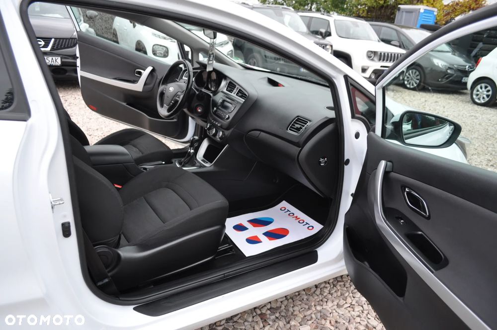 Kia Ceed 1.6 GDI Edition 7 - 14