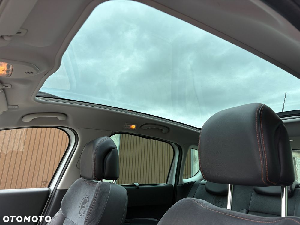 Peugeot 3008 - 16