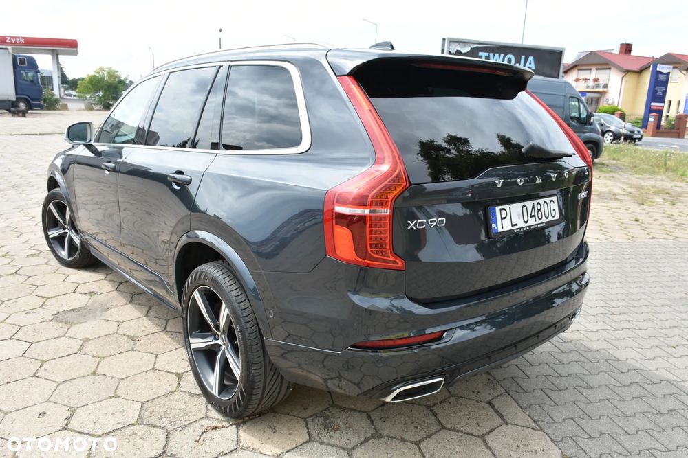 Volvo XC 90 D5 SCR AWD R-Design - 4