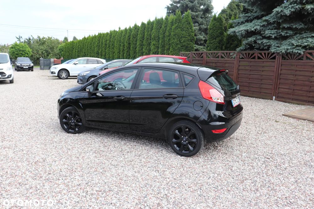 Ford Fiesta 1.25 Celebration - 13