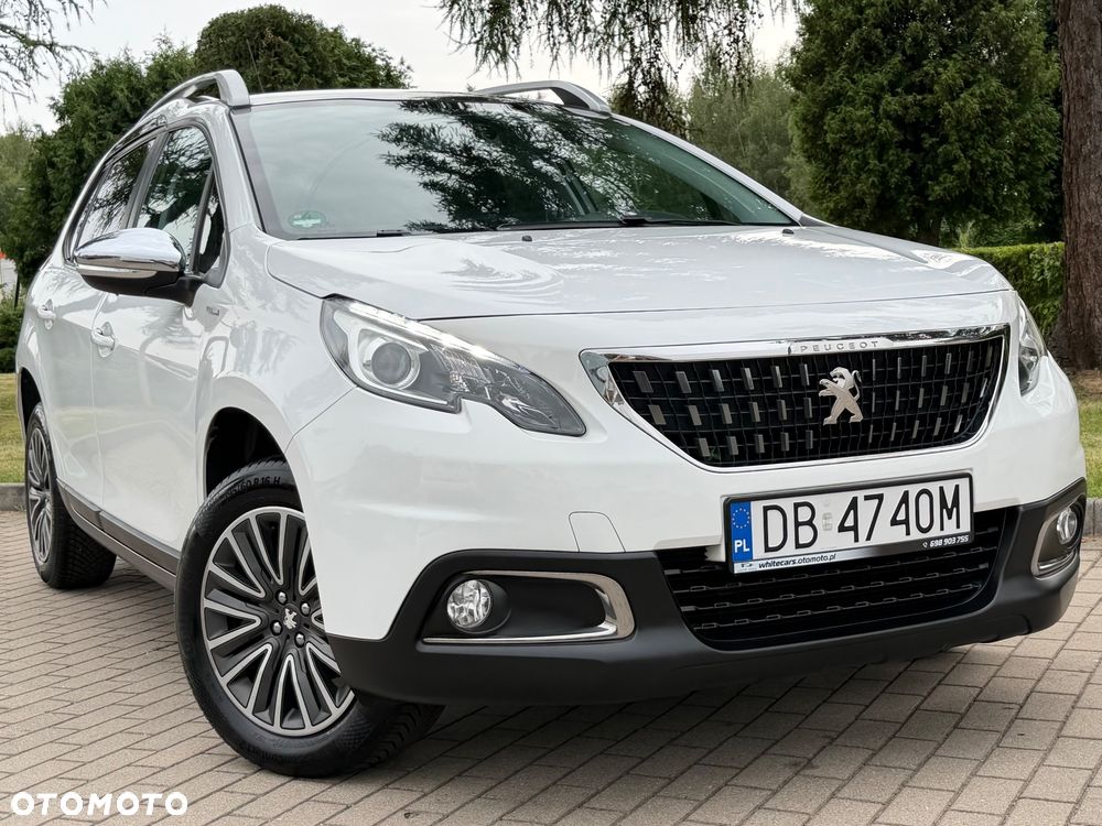 Peugeot 2008 PureTech 82 Signature - 12