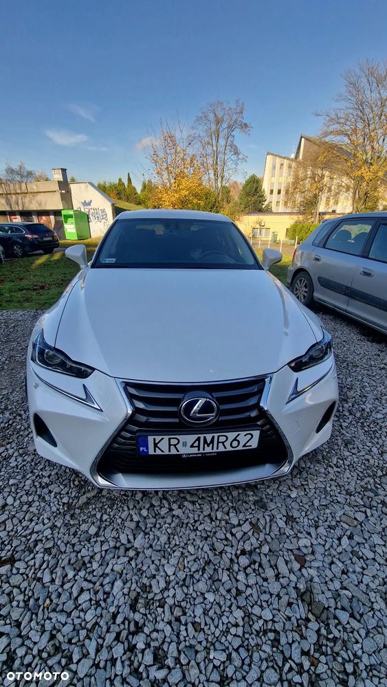 Lexus IS 300h Elegance EU6 - 3