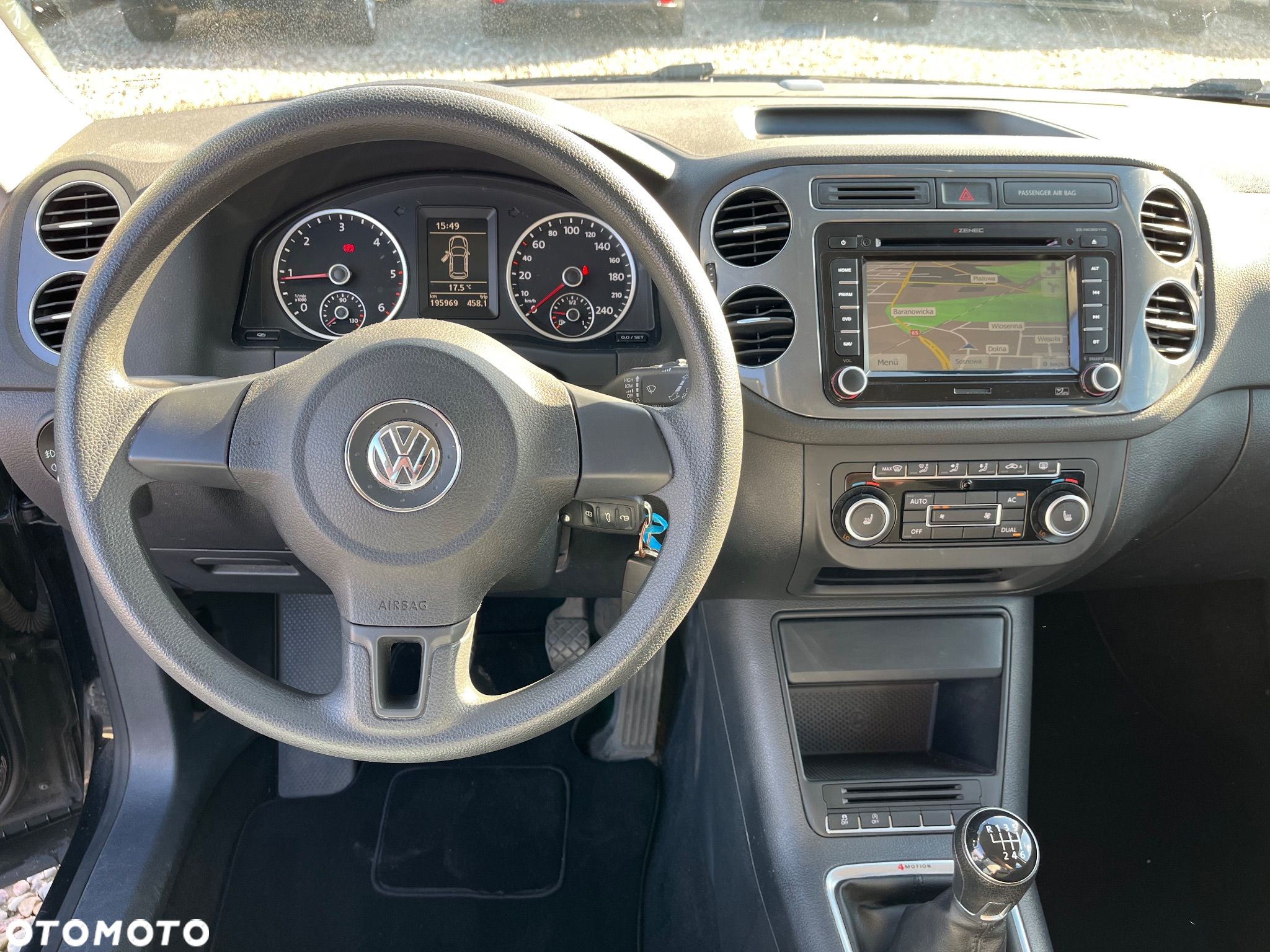 Volkswagen Tiguan 2.0 TDI DPF 4Motion Trend & Fun - 12