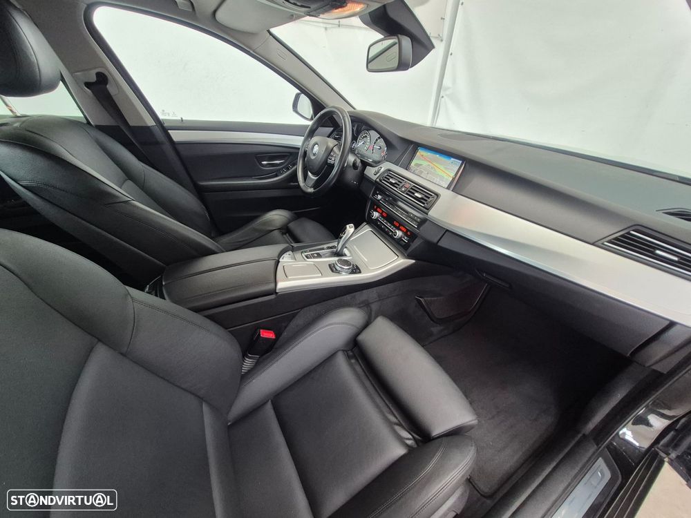 BMW 518 d Line Luxury Auto - 24