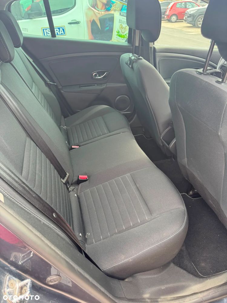 Renault Megane 1.6 16V Limited - 10