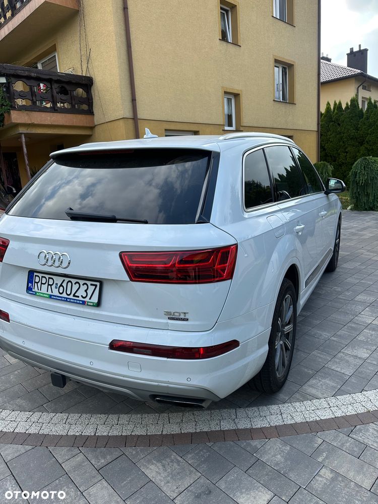 Audi Q7 - 9