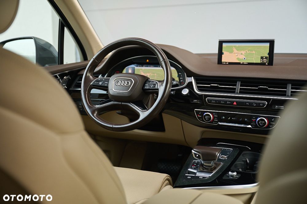 Audi Q7 - 28