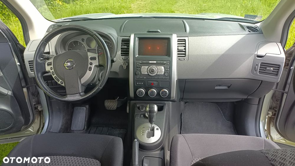 Nissan X-Trail - 9
