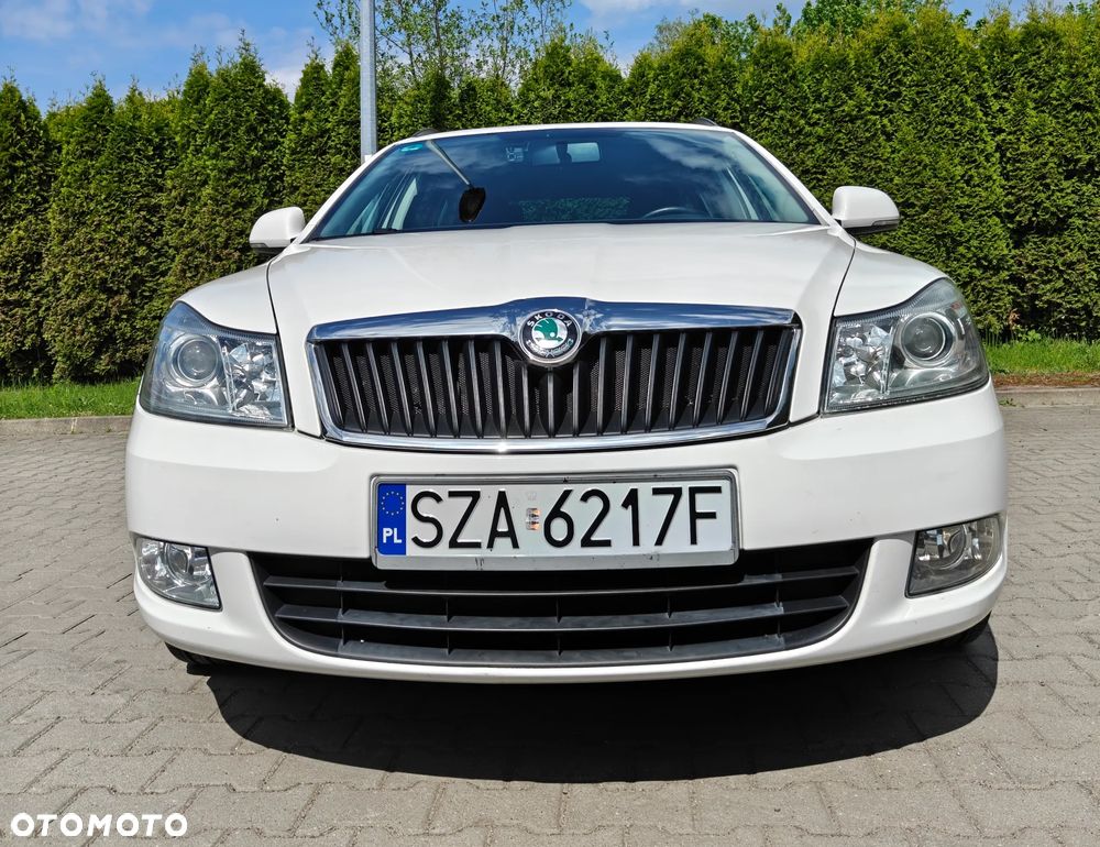 Skoda Octavia 1.6 TDI DPF FAMILY - 5