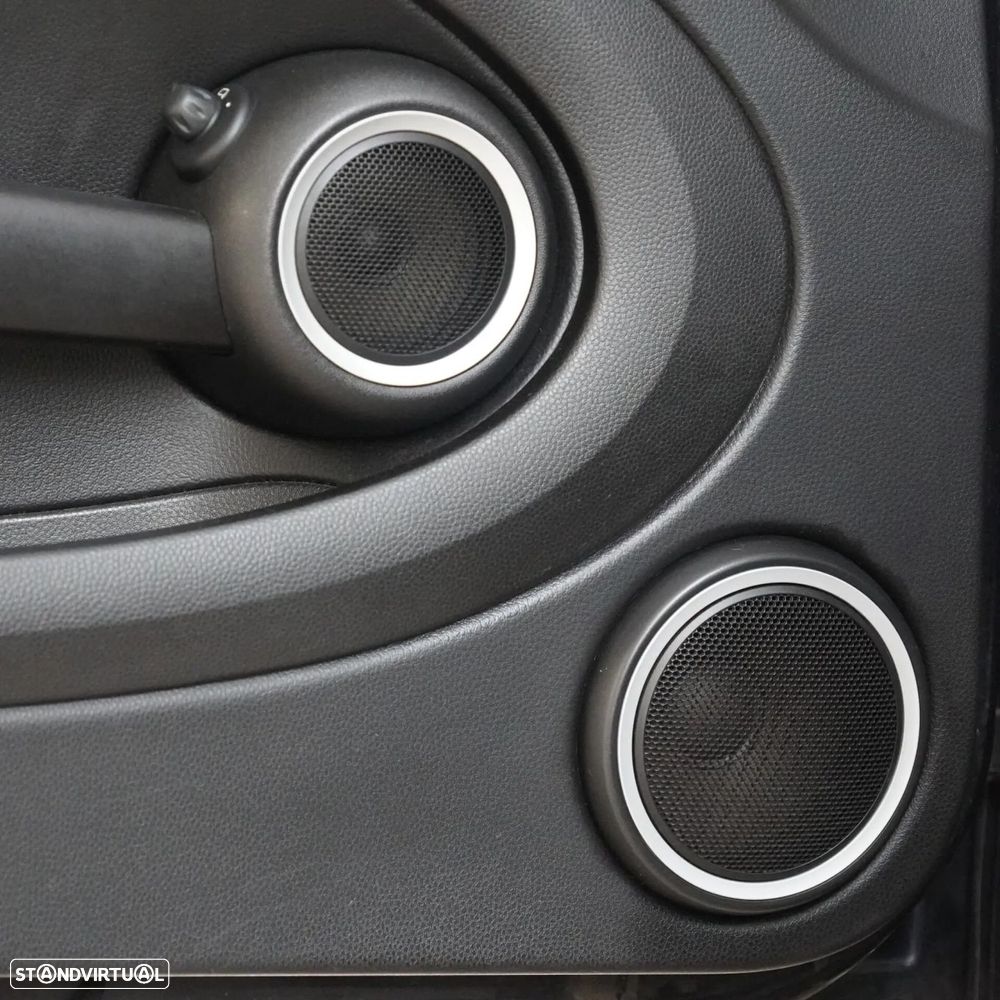 MINI 3 Portas - 25