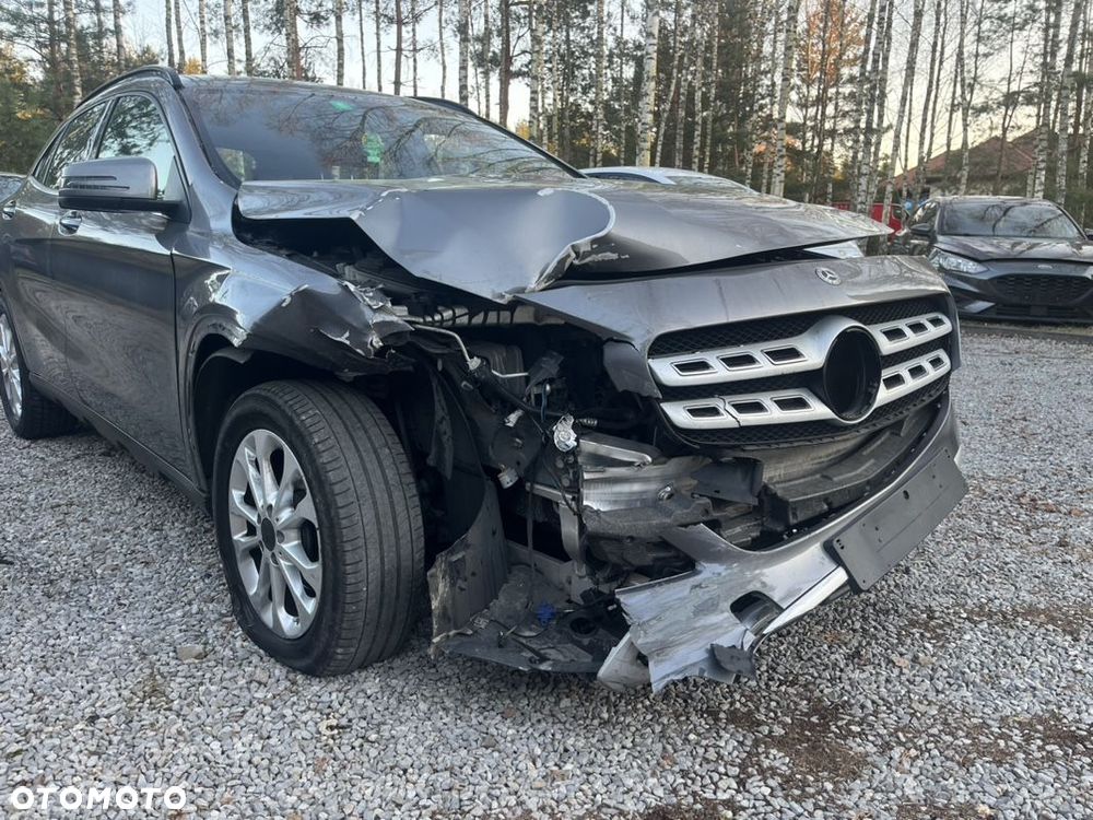 Mercedes-Benz GLA 180 (CDI) d 7G-DCT - 11