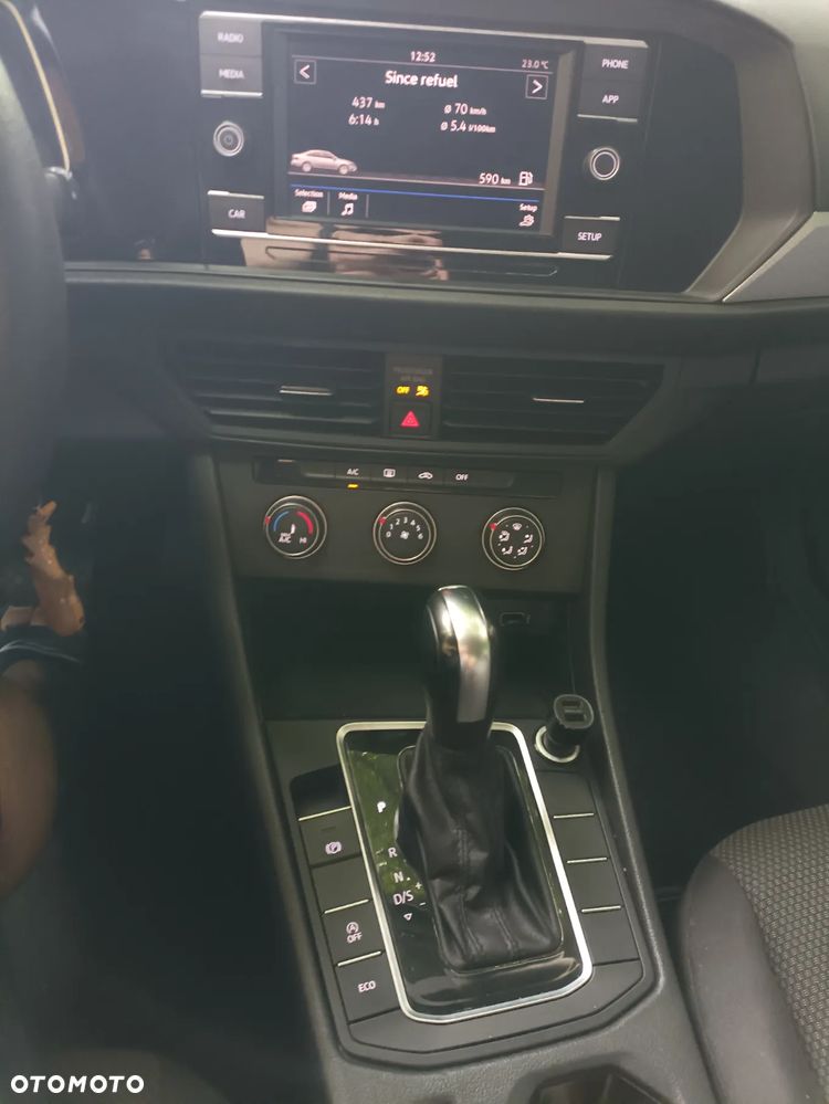 Volkswagen Jetta - 14