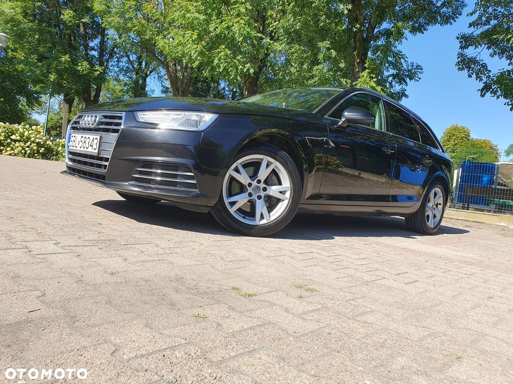 Audi A4 Avant 2.0 TDI S tronic - 32