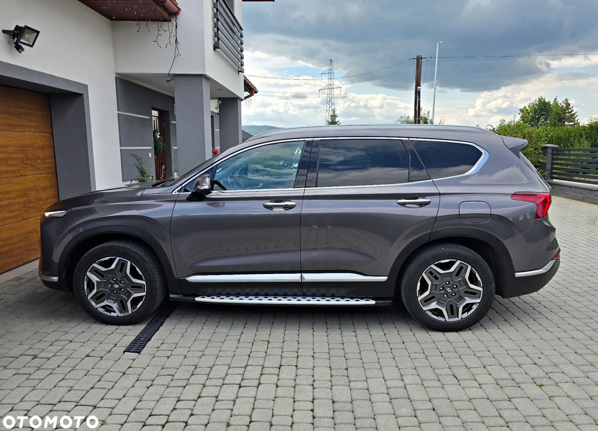 Hyundai Santa Fe 1.6 HEV 2WD 7-Sitzer Signature - 1
