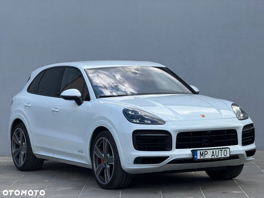Porsche Cayenne GTS - 2