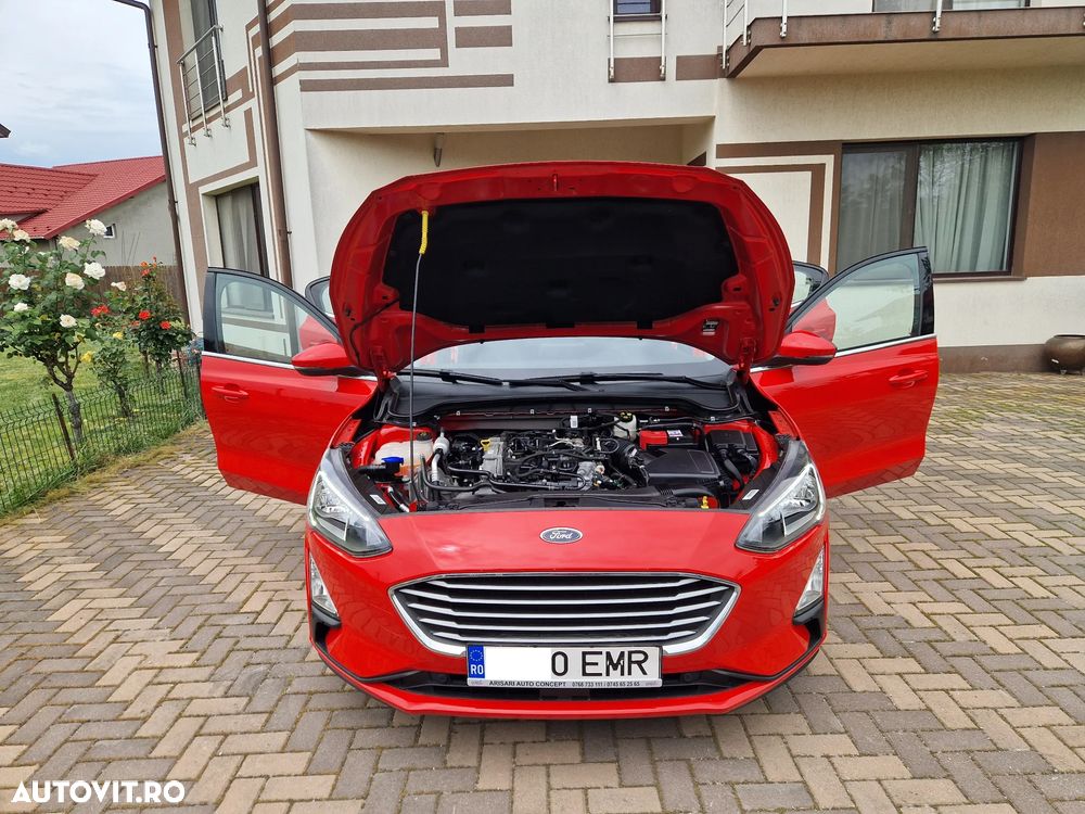 Ford Focus 1.0 EcoBoost Titanium - 29
