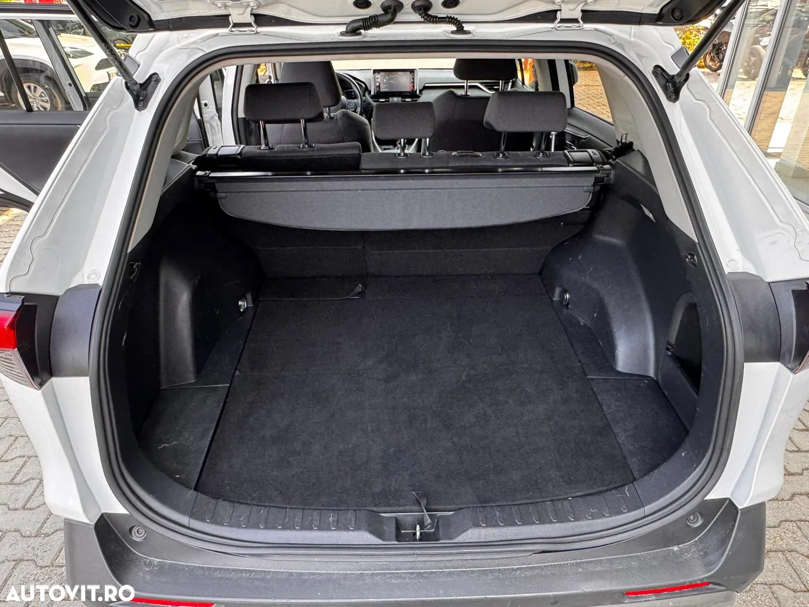 Toyota RAV4 2.5 Hybrid VVT-iE 4x2 Dynamic - 9
