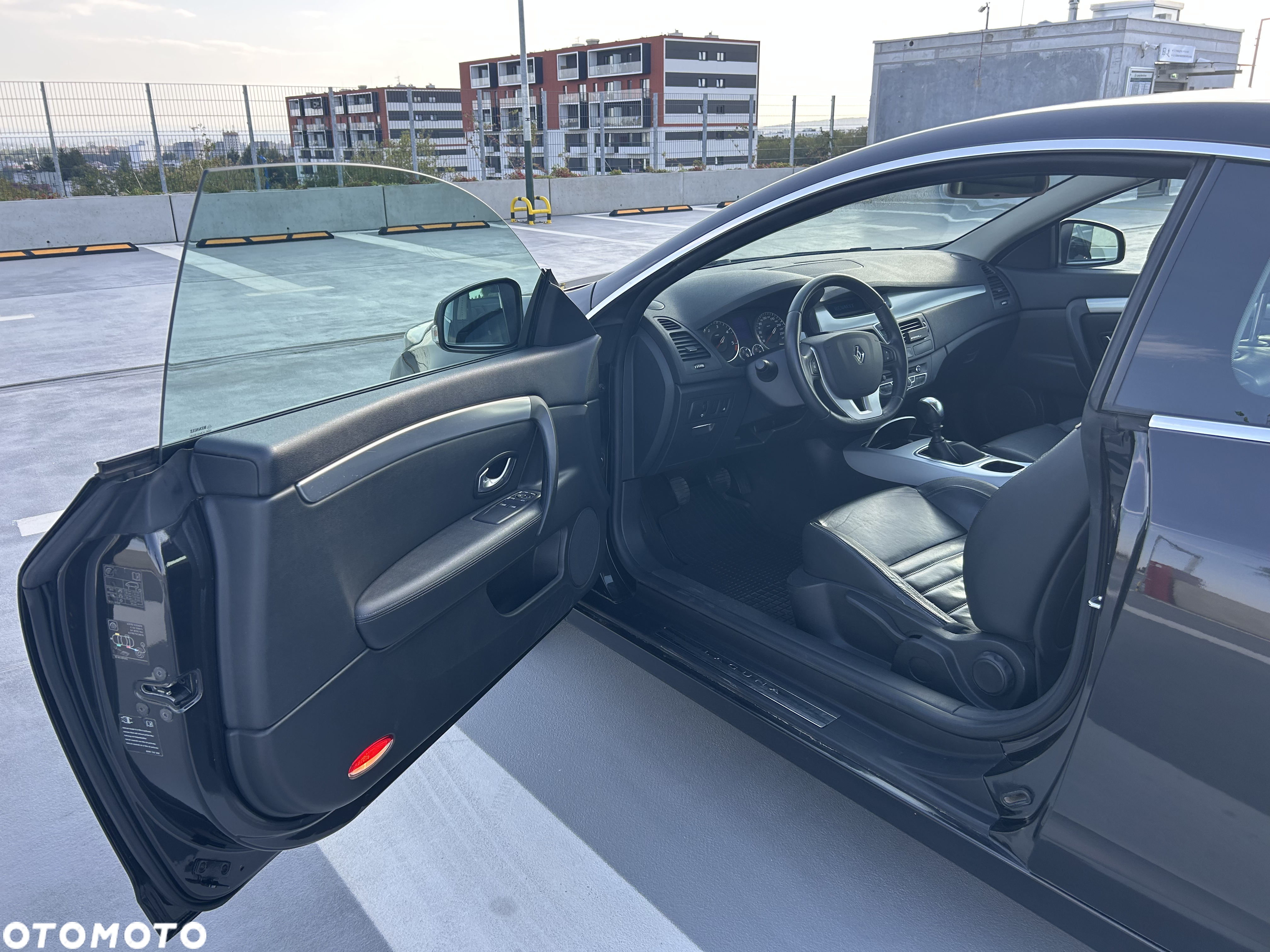 Renault Laguna 2.0 dCi Monaco GP2 - 16