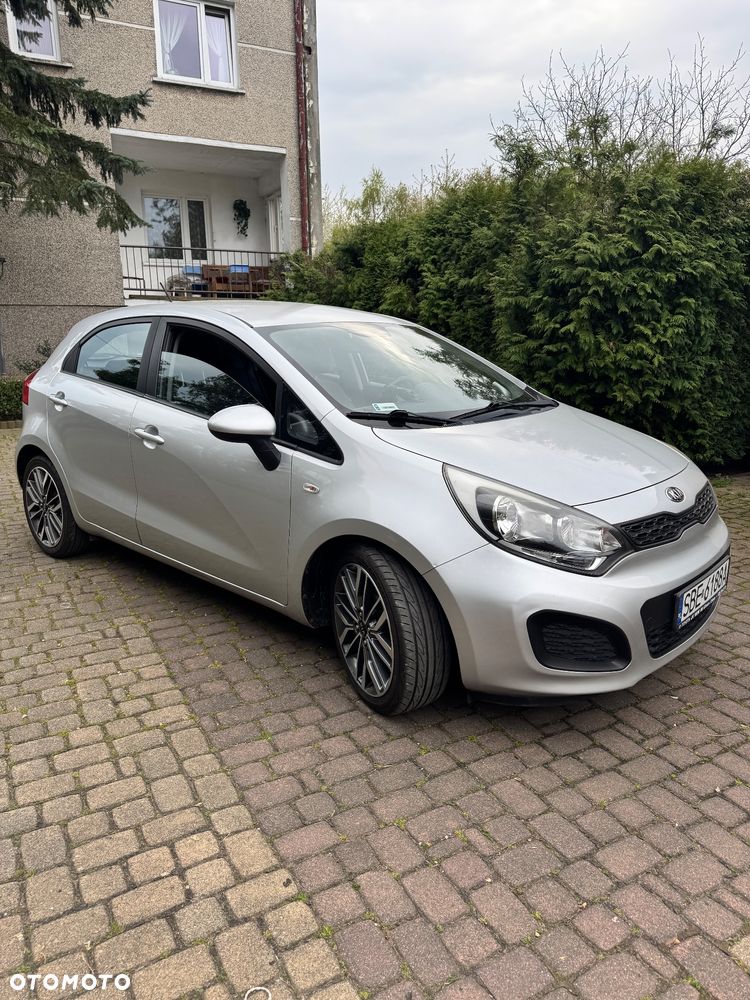 Kia Rio 1.4 crdi M - 2