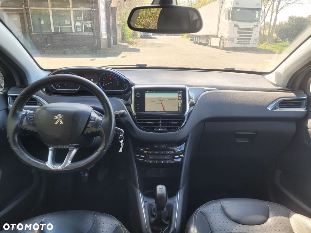 Peugeot 208 1.4 HDi Business Line - 8