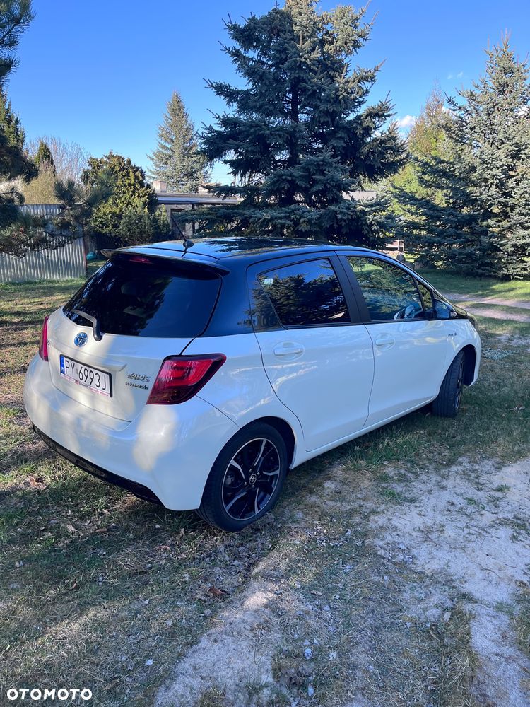 Toyota Yaris - 4