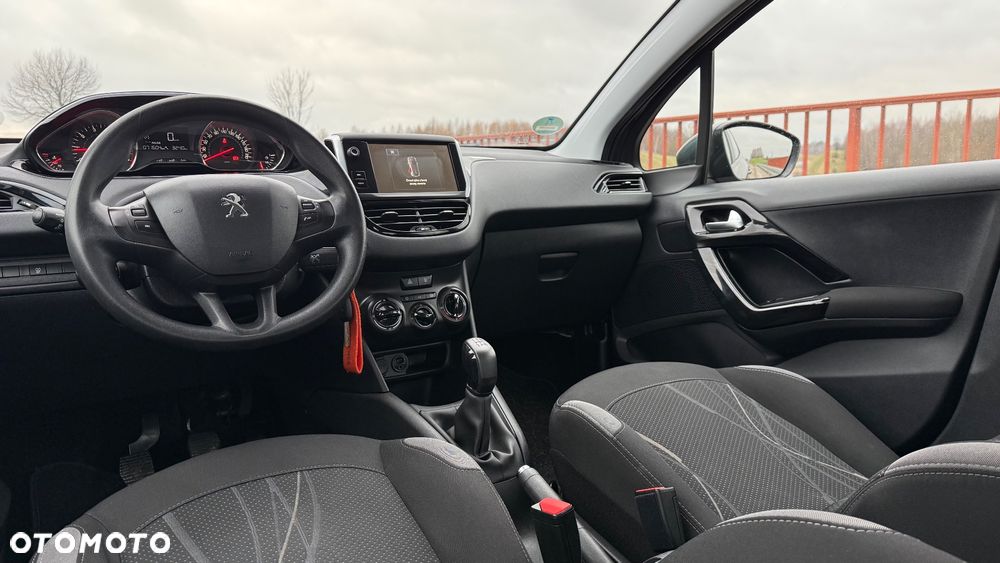 Peugeot 208 1.2 PureTech Access - 8