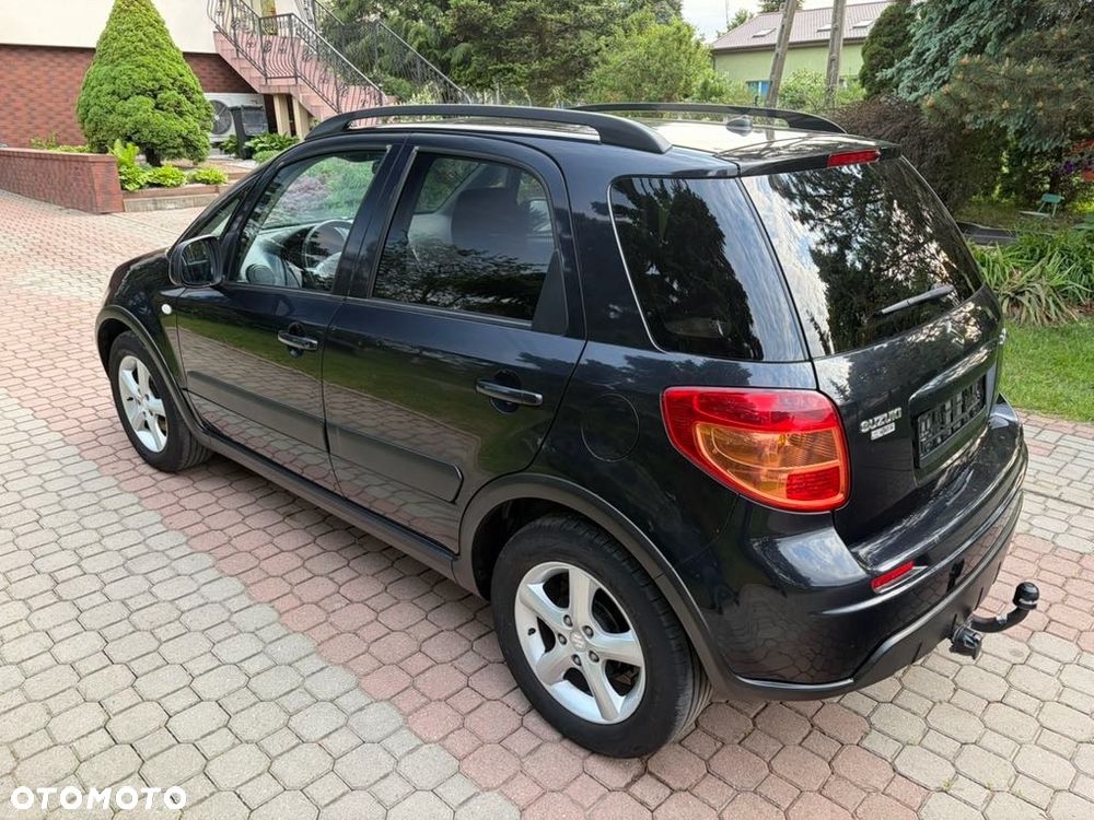 Suzuki SX4 1.6 GS / Premium - 4