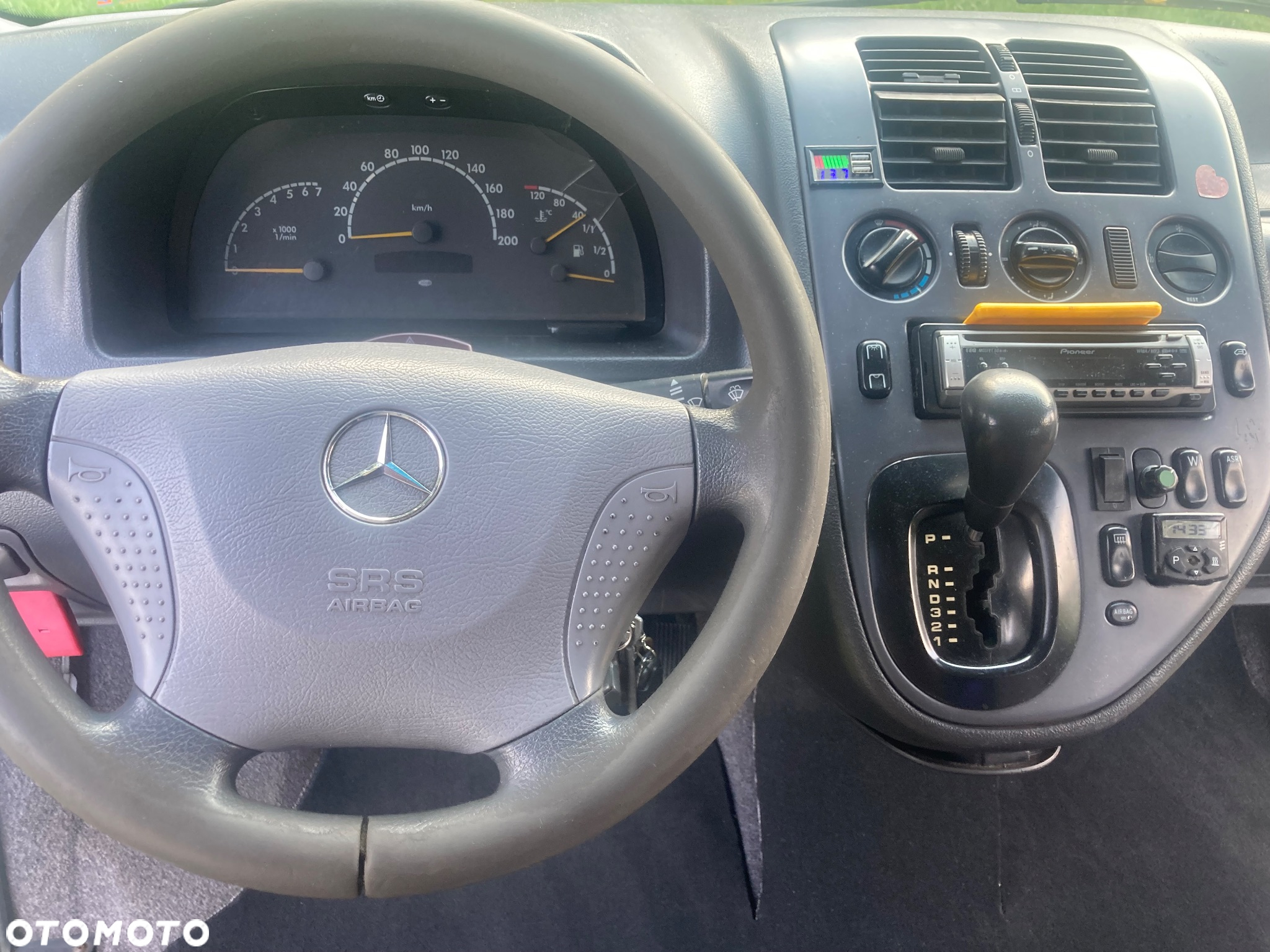Mercedes-Benz Vito - 19
