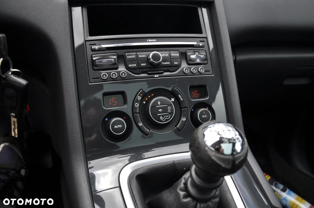 Peugeot 5008 155 THP Platinum - 17