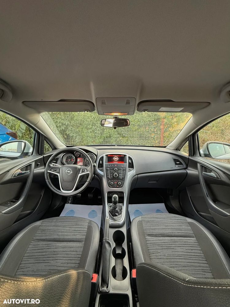 Opel Astra 1.4 ECOTEC Turbo Selection - 16