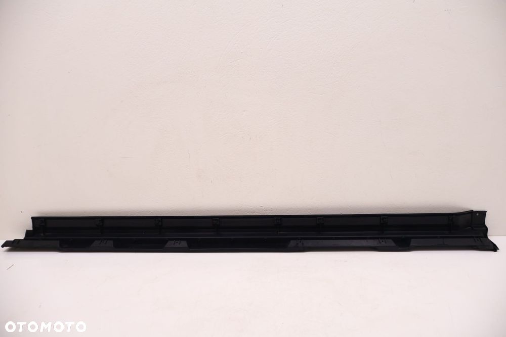 MITSUBISHI ECLIPSE CROSS LISTWA PROGOWA PRAWA 7250A132 - 6