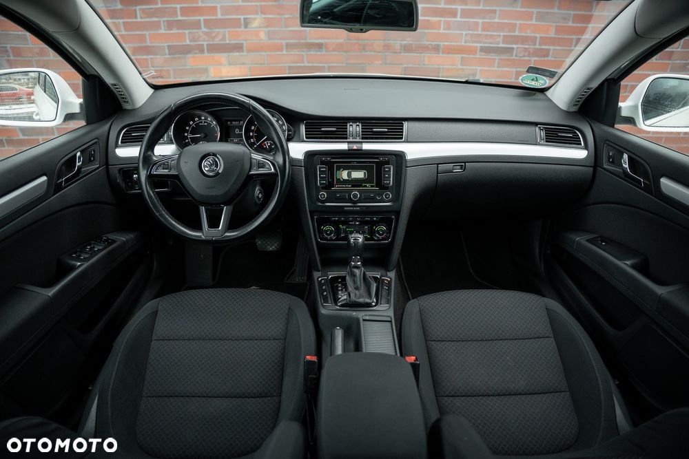 Skoda Superb 2.0 TDI DSG Active - 5