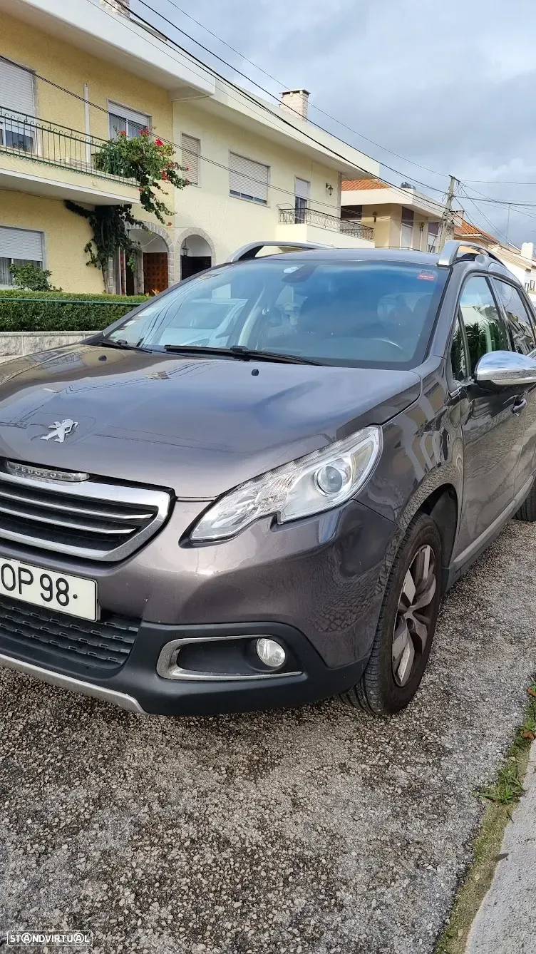 Peugeot 2008 1.2 PureTech Allure - 4