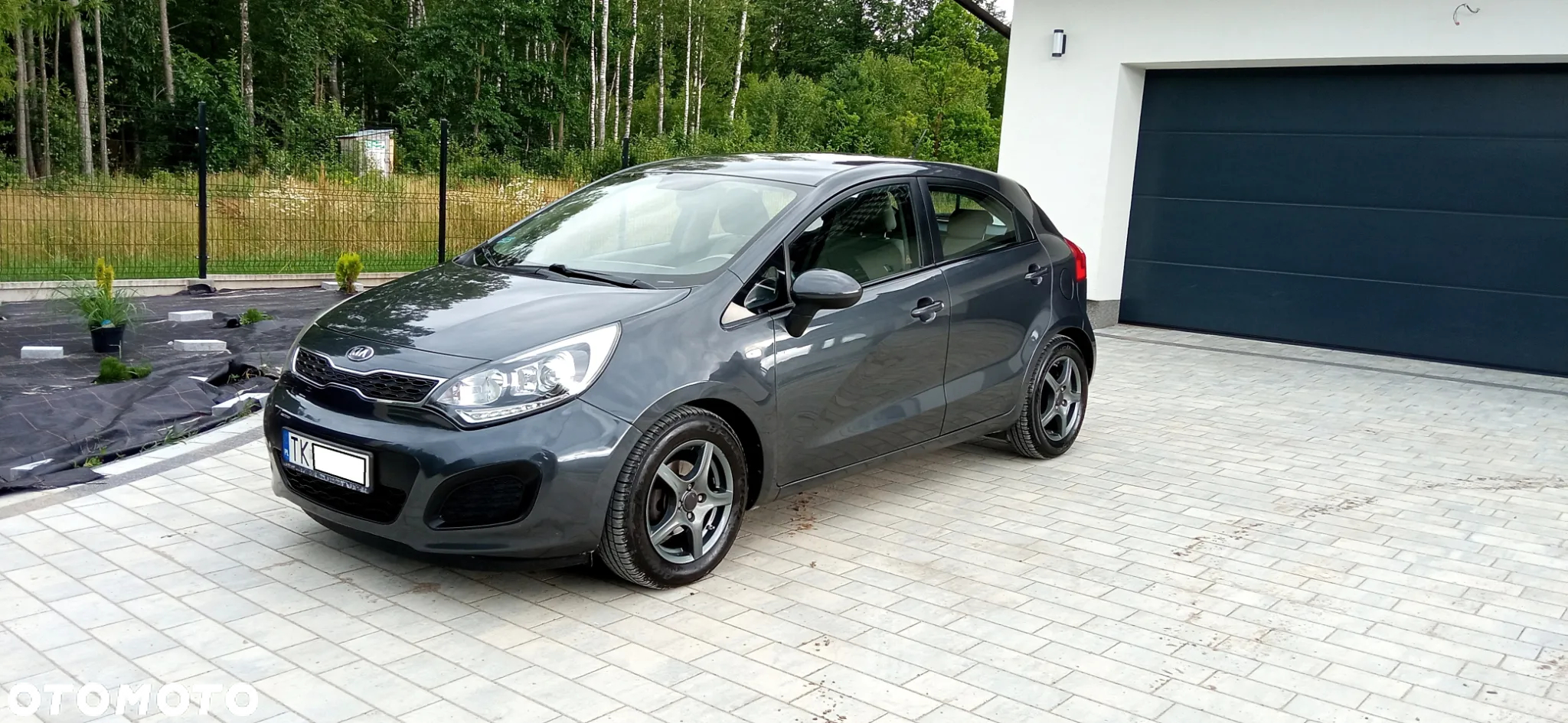 Kia Rio - 2