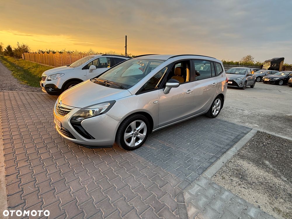 Opel Zafira Tourer 1.8 Selection - 10