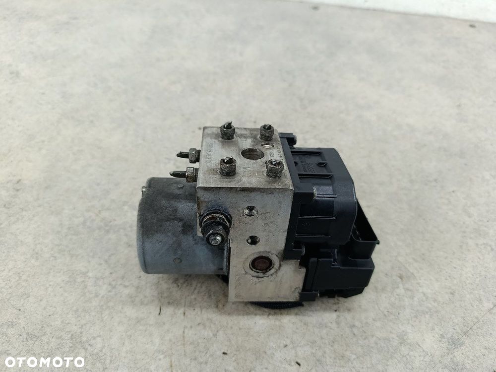 POMPA ABS KIA SORENTO I 58910-3E310 0265216928 0273004660  BOSCH 2.5 CRDI - 1