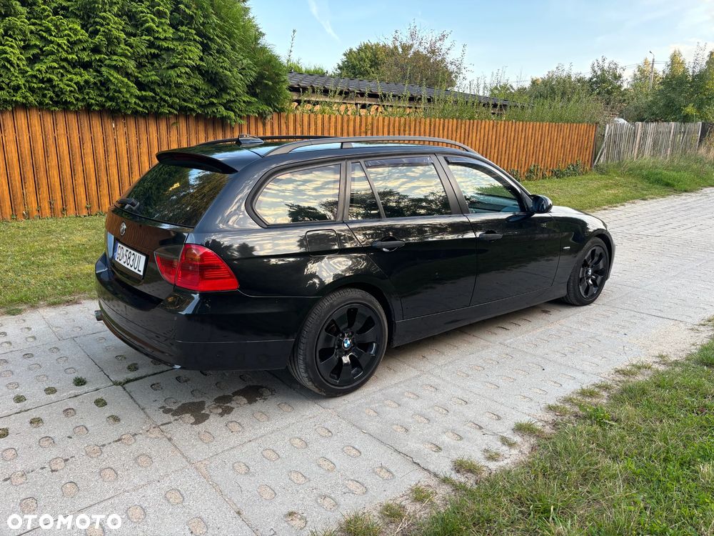 BMW Seria 3 320d DPF - 3