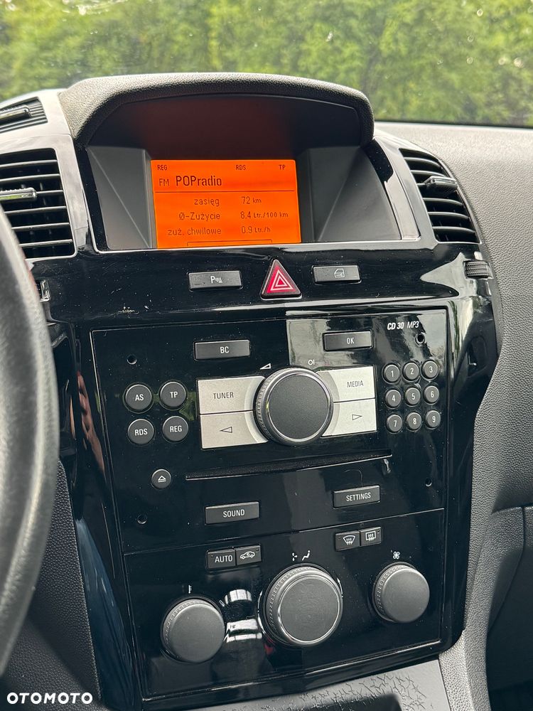Opel Zafira 1.7 CDTI Essentia - 21