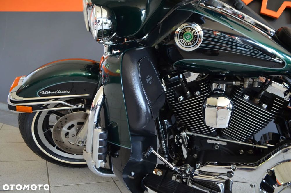 Harley-Davidson FLHT Electra Glide Standard - 27