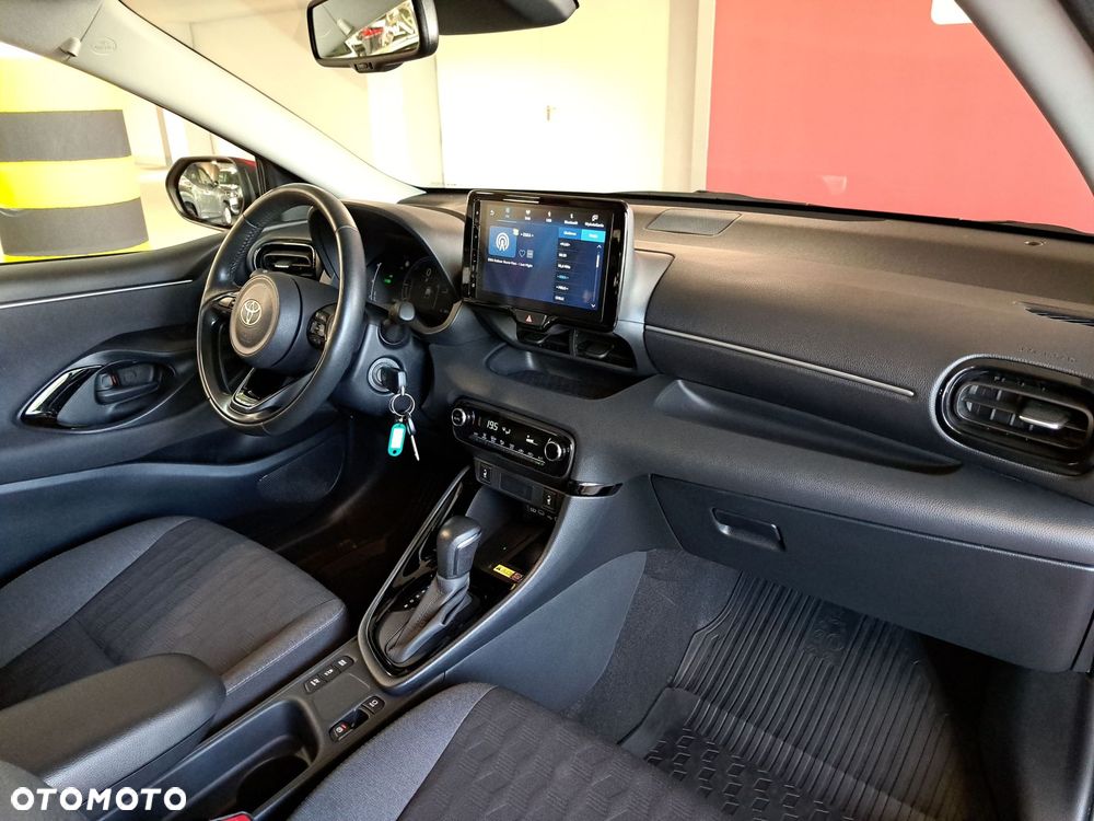 Toyota Yaris Hybrid 1.5 Style - 17