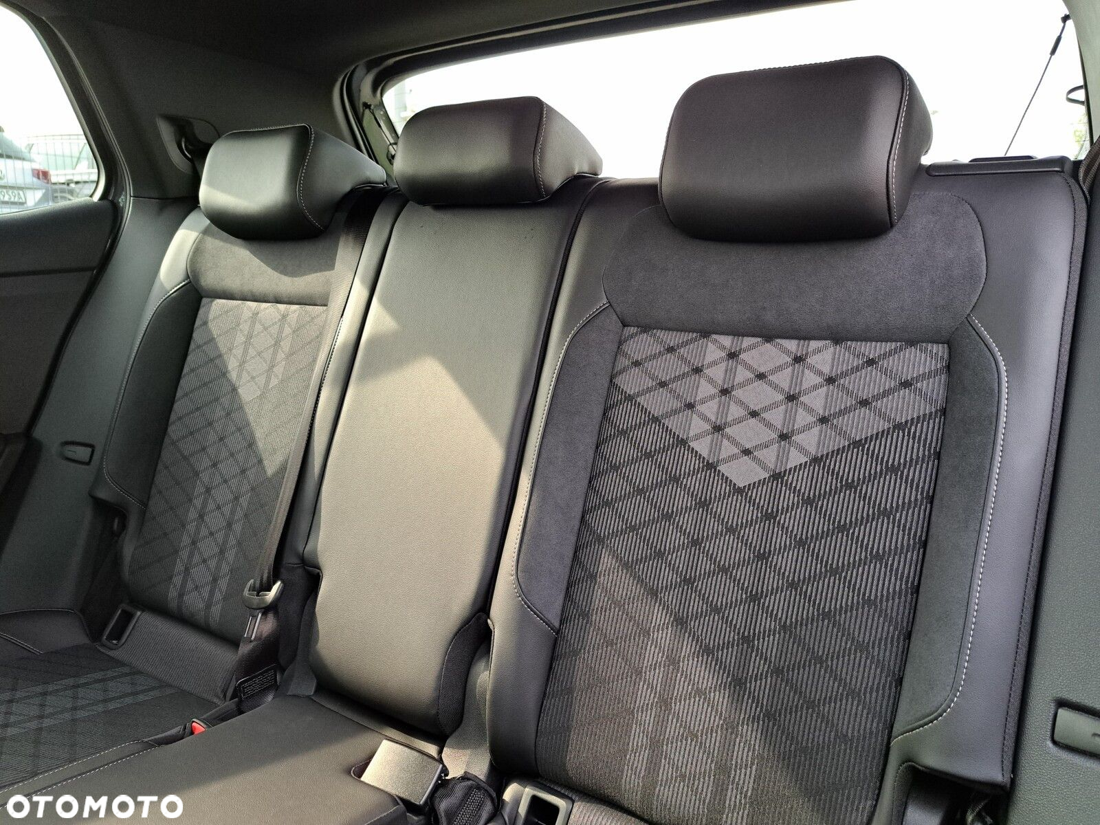 Volkswagen T-Cross 1.5 TSI ACT R-Line Plus DSG - 35