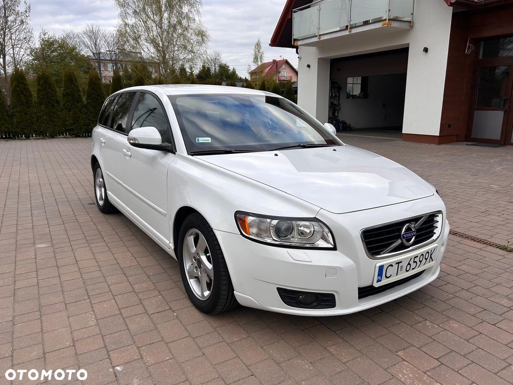 Volvo V50 D2 Summum - 1
