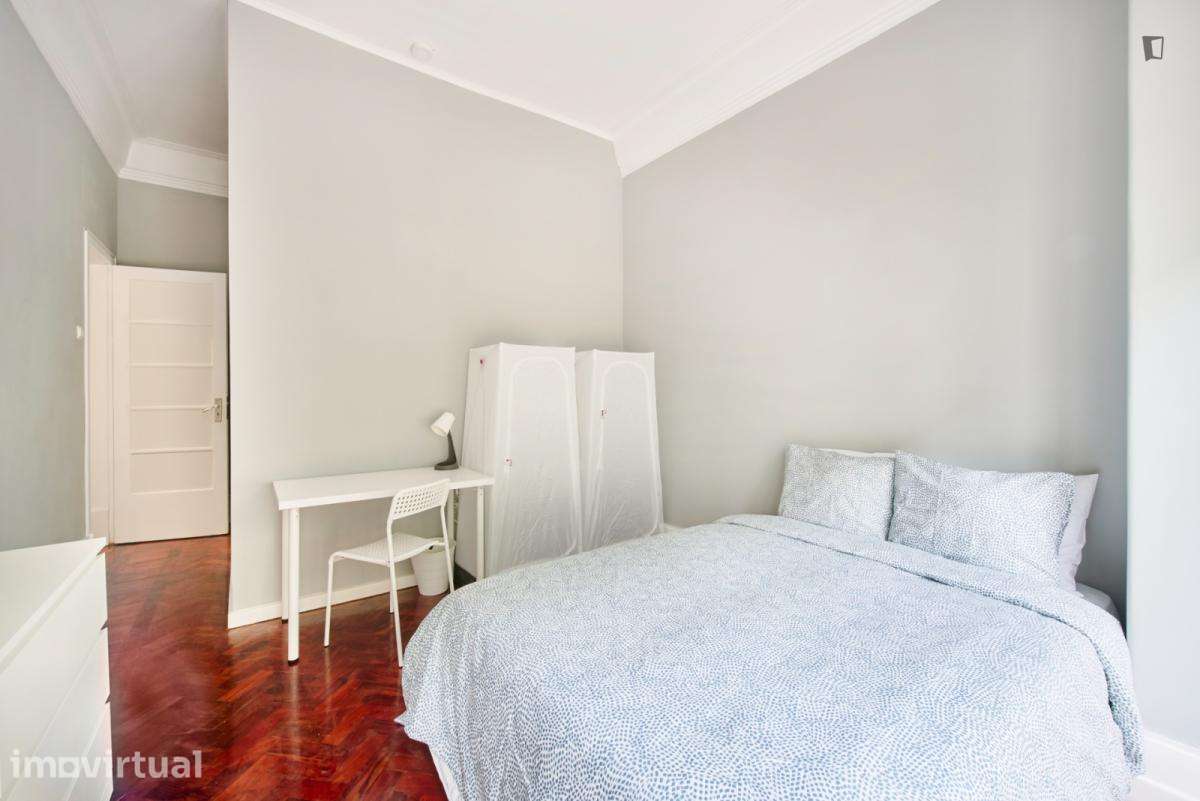 Quarto - localizado em Saldanha Lisbon - Grande imagem: 4/58