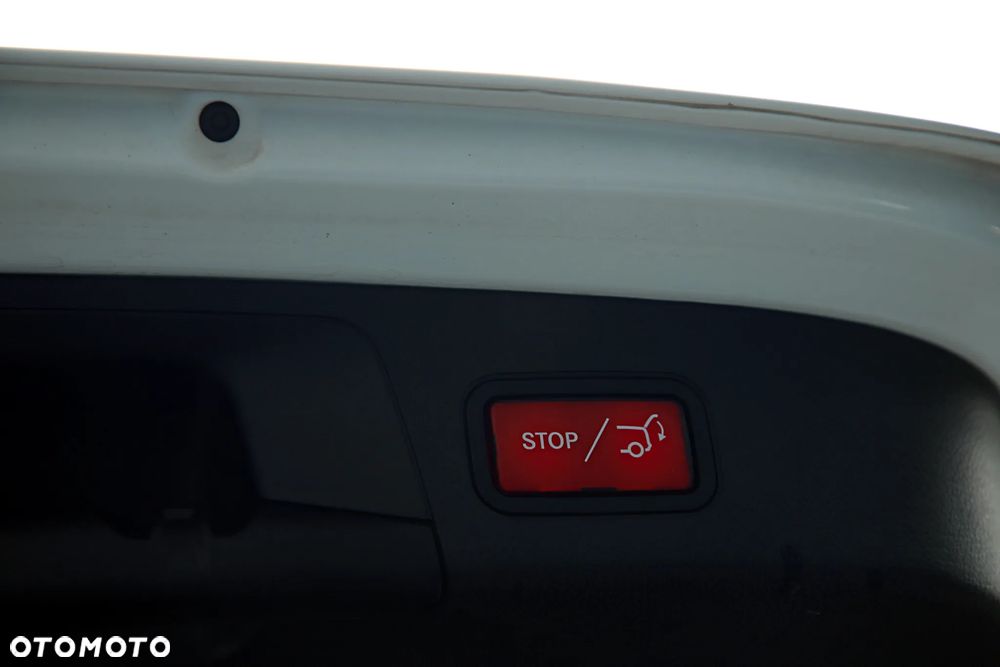 Mercedes-Benz GLA 200 Style - 23