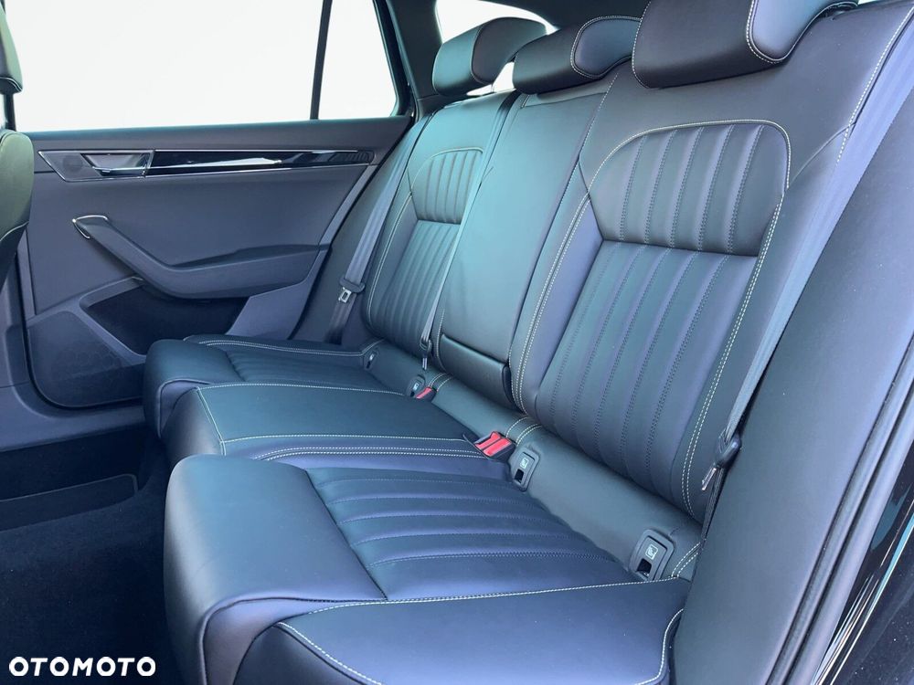 Skoda Superb 2.0 TDI SCR L&K DSG - 14